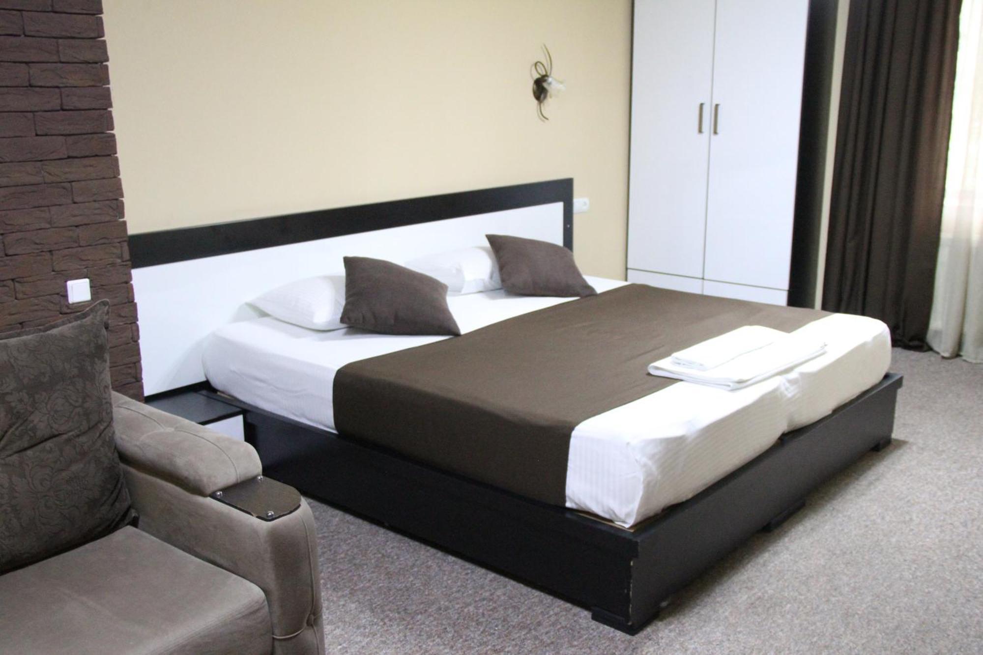 Hotel Diplomat Tbilisi Quarto foto